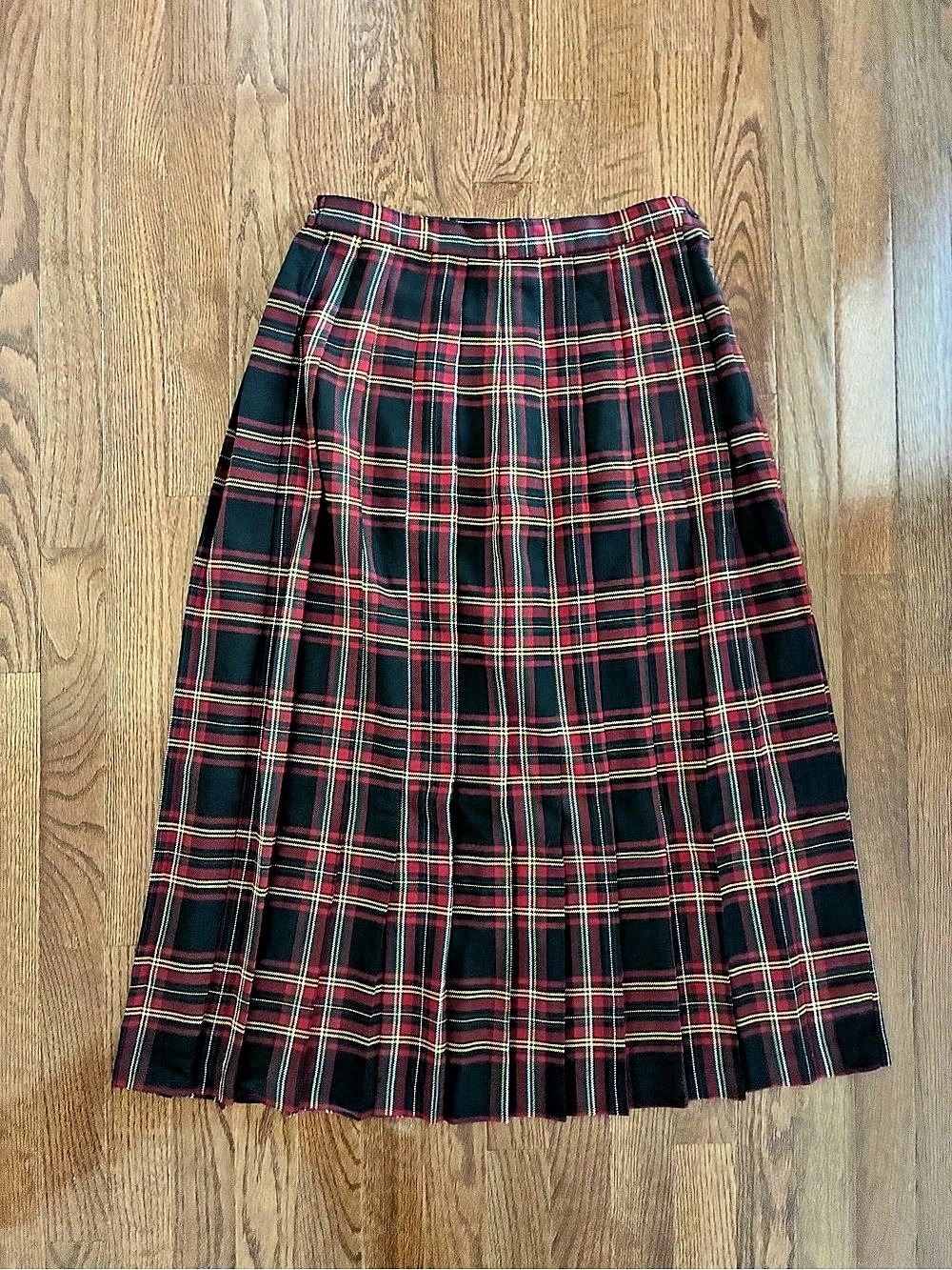 Vintage Requirements Pleated Tartan Plaid Skirt | Red Green Midi Skirt Sz 10